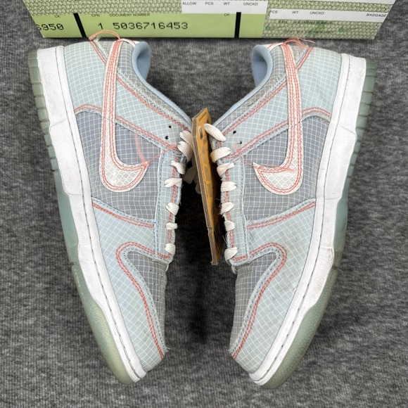 Athletic_Shoes